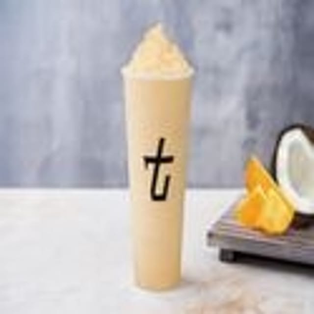 Piña Colada Smoothie (菠萝椰子冰沙).