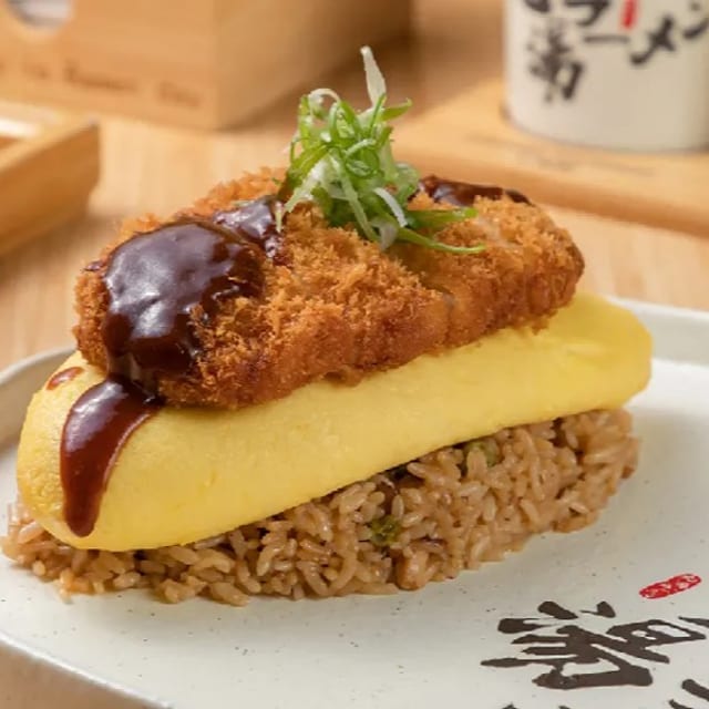 Pork Tonkatsu Omurice Combo (炸猪排蛋包饭套餐).