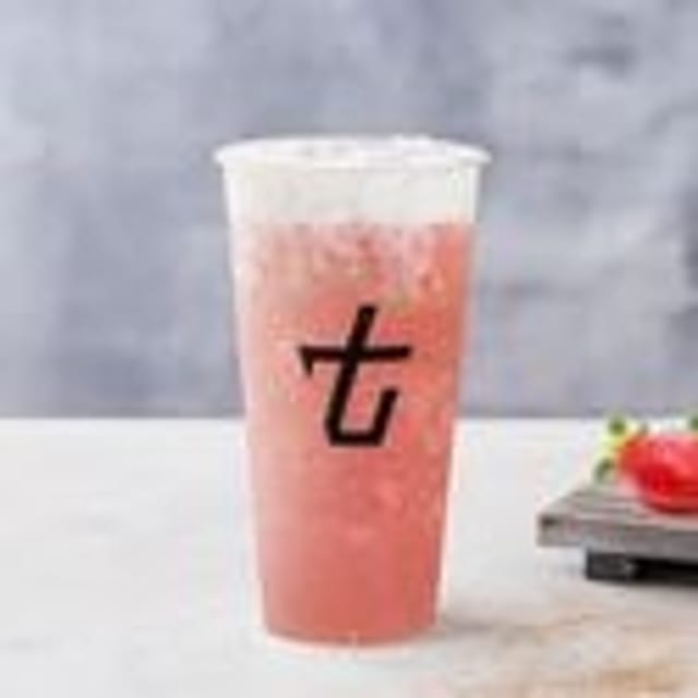 Strawberry Green Tea with Milk Foam (芝士莓莓).