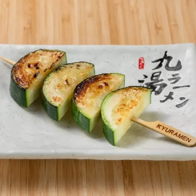 Zucchini (西葫芦).